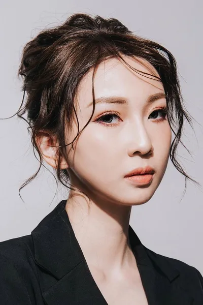 Leanne Lee