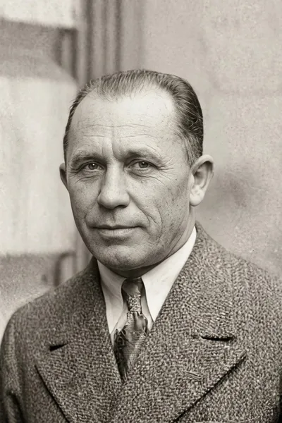 Charles Mack