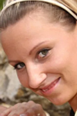 Vera E
