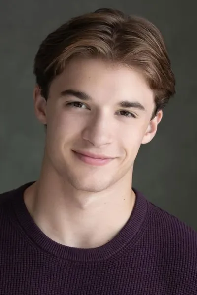 Avery Esteves