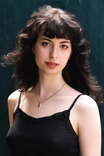 Tess Nealon Raskin