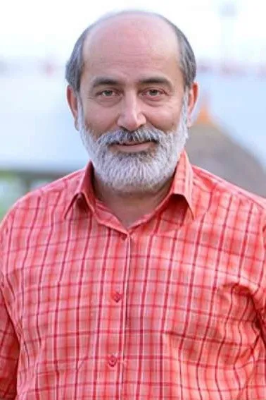 Mehrdad Falahatgar
