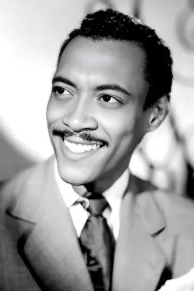 Kiko Mendive