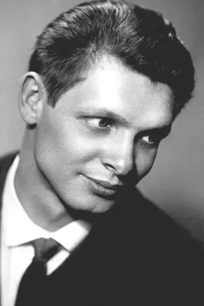 Eduard Khil