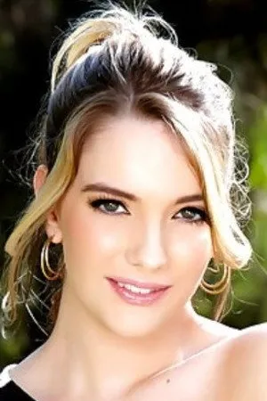 Kenna James