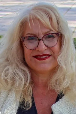 Senora Fina