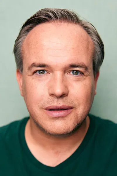 Peter Stray