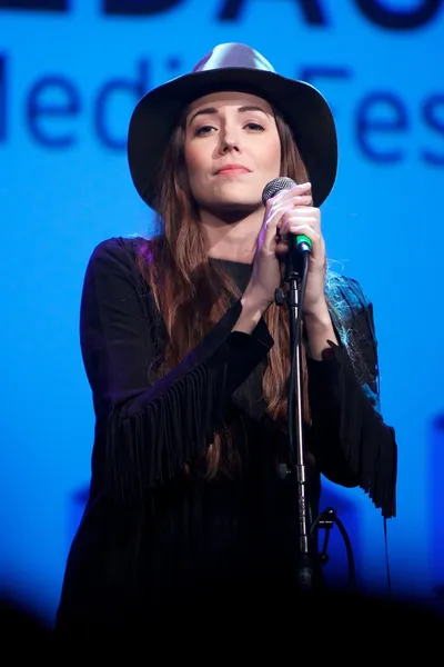 Marion Raven