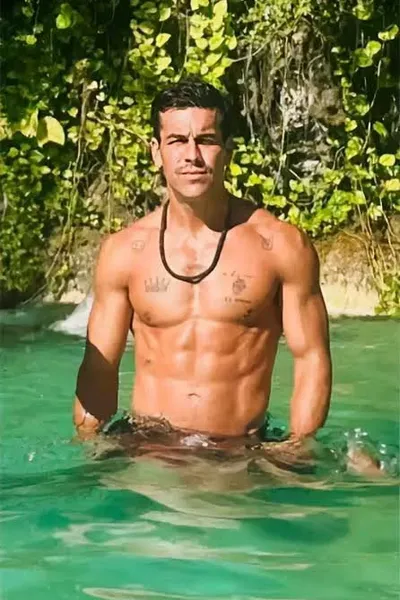 Mario Casas