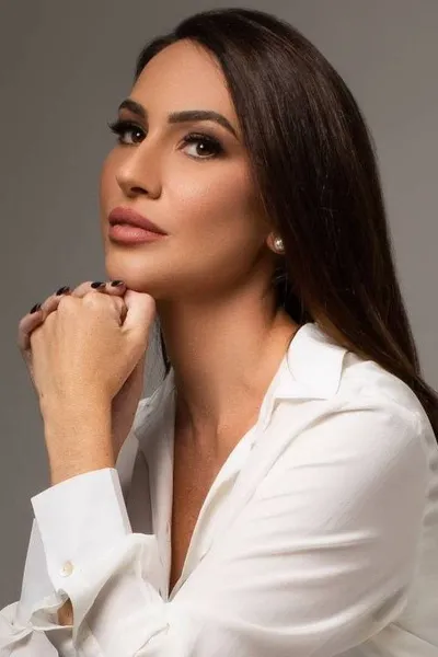 Tainá Falcão