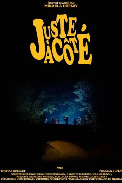 Juste à côté