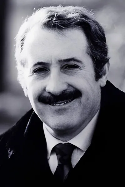 Romolo Valli