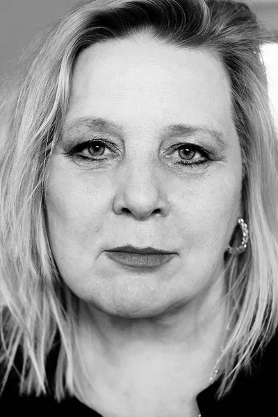 Esther Gronenborn