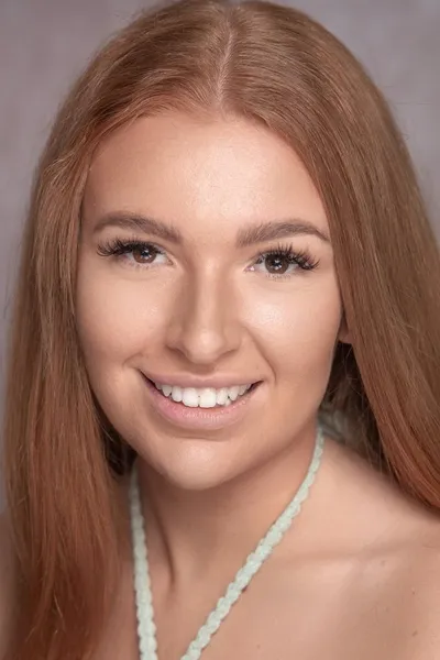 Chloe Adams