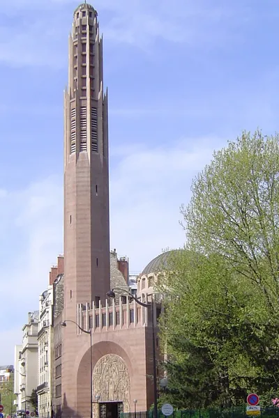 A la découverte de l'église Sainte-Odile de Paris, chef d'œuvre du XXe siècle