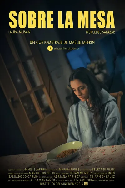 Sobre la mesa