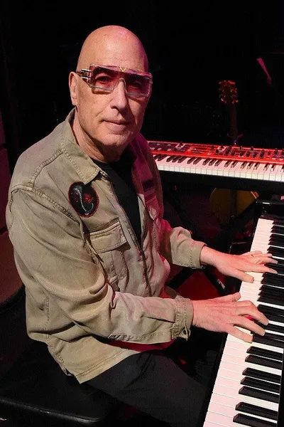 Erdal Kızılçay