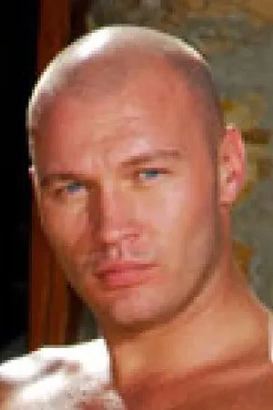 Cort Masters