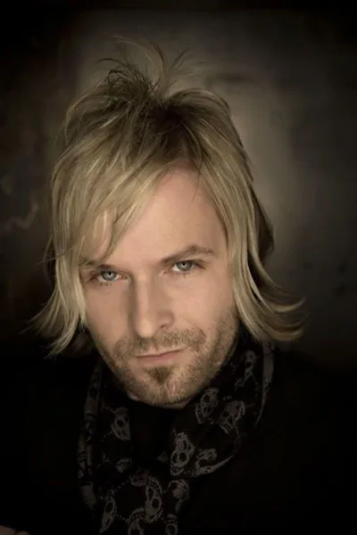 Kevin Max Smith