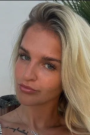 Mirabell Lundgren