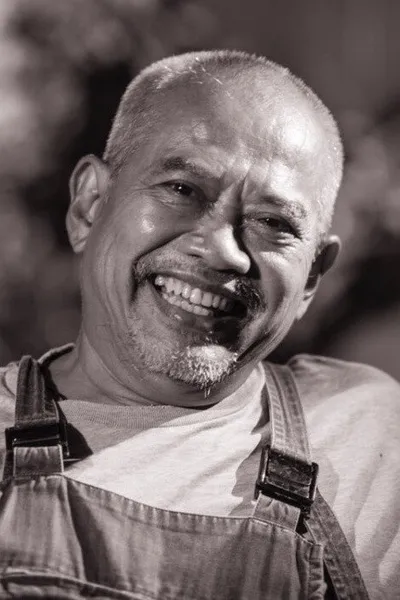 Teguh Ostenrik