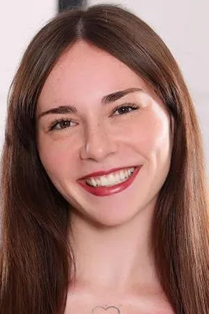 Tess Thompson