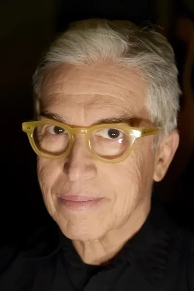 Louie Pérez