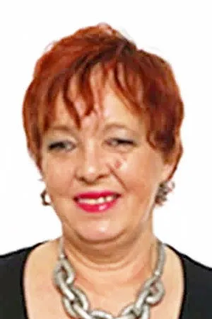 Stephanie English