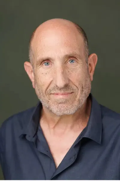 Yoav Hayt