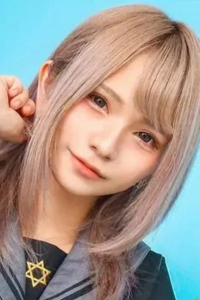 手島くるみ
