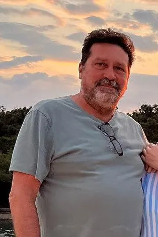 Toni Espinosa