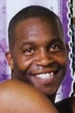 Dareon Black