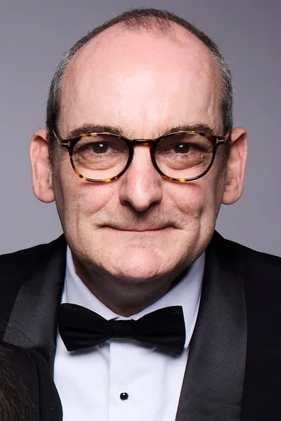 Simon Hilton