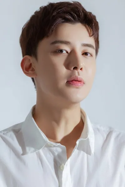 Seok-Jun Woo