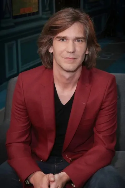 Amaury Vassili