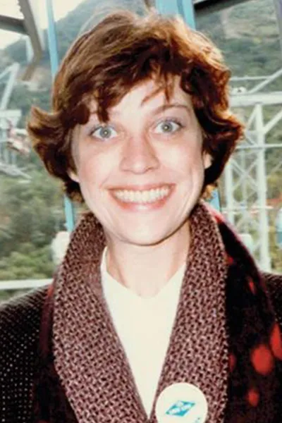 Lynne Naylor