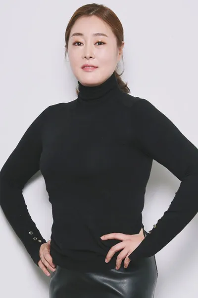 Yoon Sa-bong