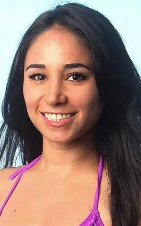 Stephanie Valencia