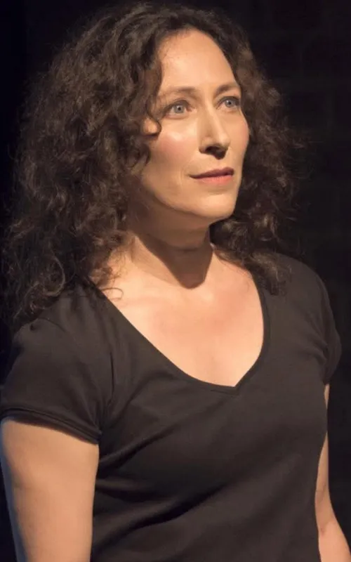 Lara Cowez