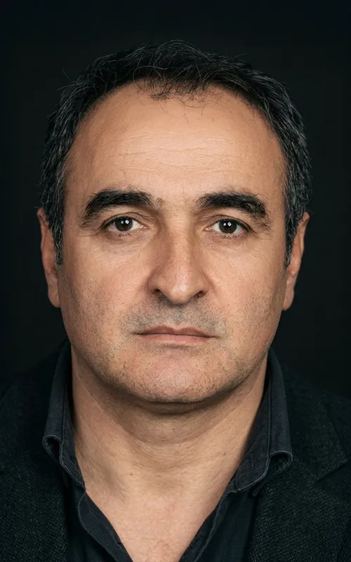 Alpay İzer