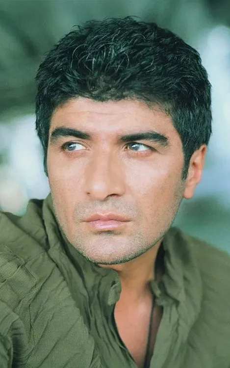 İbrahim Erkal