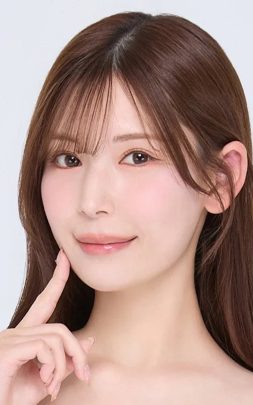 Tsumugi Akari