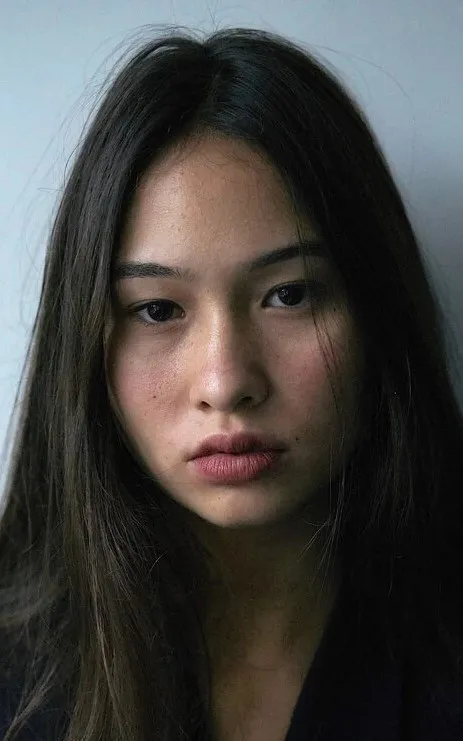 Angela Sari