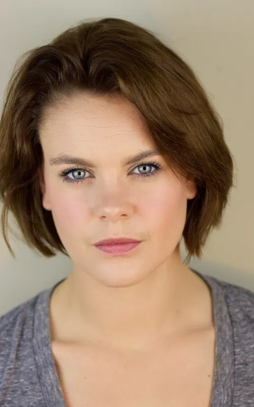 Molly Hanson