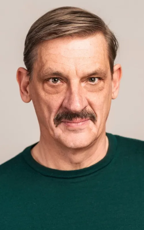Peter van den Begin