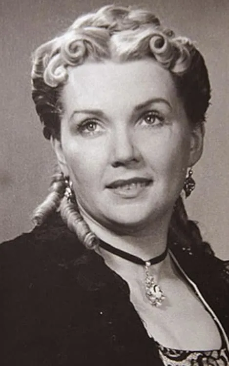 Zoya Vasilkova