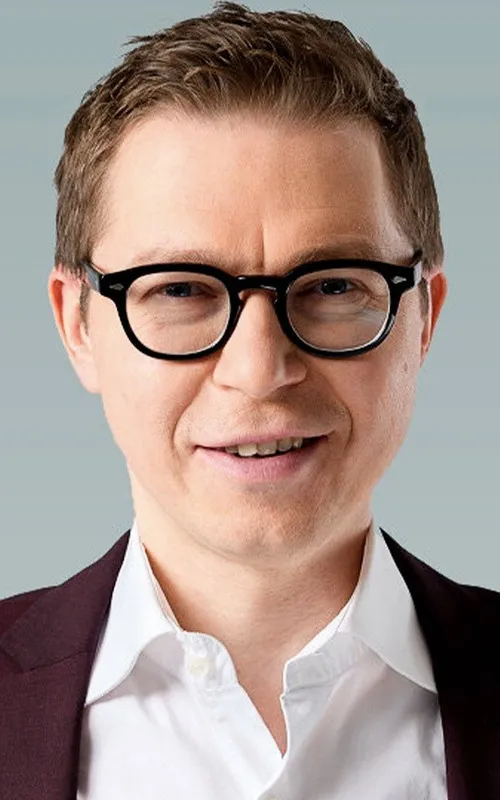 Timur Zhuravel
