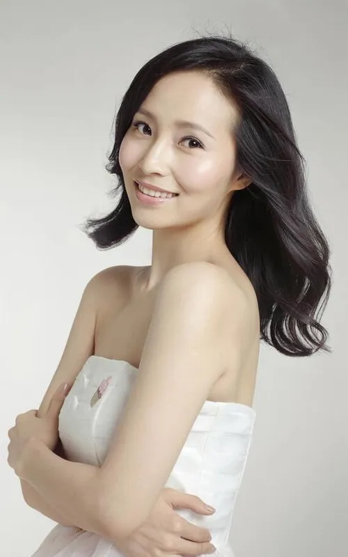 Kaichun Yang