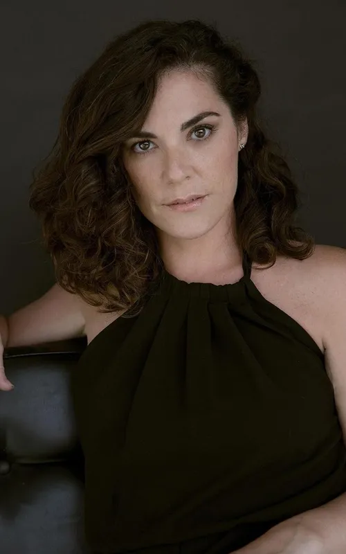 Esther Noya