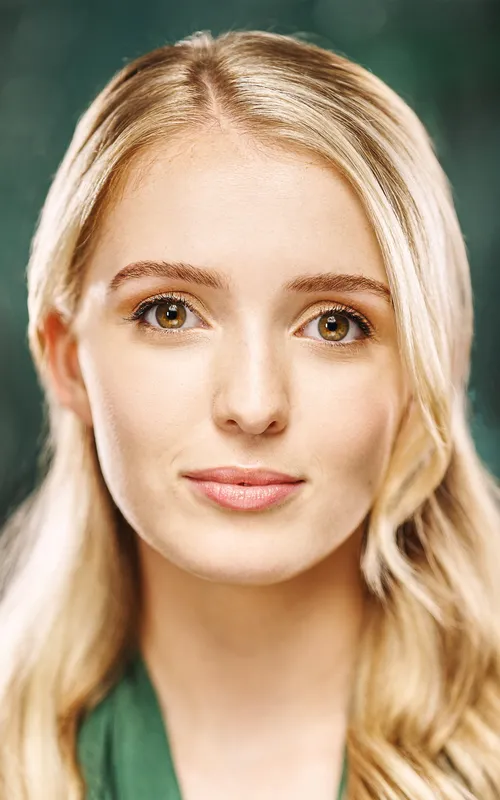 Annelise Hall
